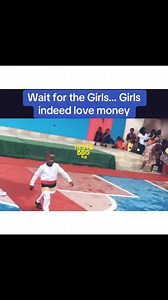 120K views · 2.2K reactions | The moment girls paused their strutting on the runway to pack monies sprayed by guests at an event | Instablog9ja | Facebook