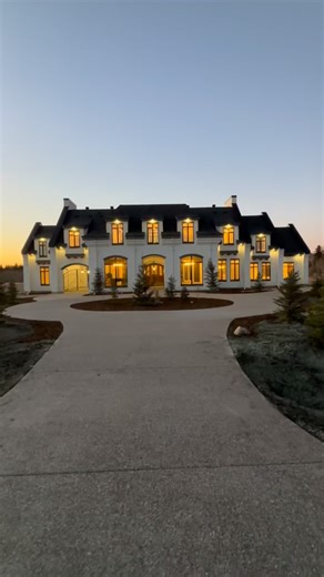 La Charlize by Baywood Estate Homes. Imagine, Design, Innovate and Create. Grand entry gates with a private courtyard. Available now. Book your private tour and visit our website www.baywoodestatehomes.com. MLS® Number: A2153923 | Jim Groenewoud