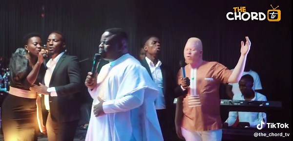 2025 Allan Chirwa is back back Allan Chirwa Yahwe ndinu nokha palibe ofanana nanu. Full song check mu comment section: Music promotion contact: 265 999 22 81 66 #viralpost2025シ #viralpost2025 #entertainment