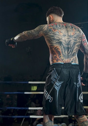 MECI PENTRU CENTURA MMA 🏆 Luptă oficială în ring. Vlogul complet pe YouTube la – Albu Philip.🥇🔥 #mmafighter #boxinglife #combatspor #albuphilip #cinematucinemanoi @PULS Energy Drink @Cezar Pro Fight