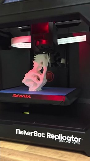 Just on first part of T-Rex printing on MakerBot Replicator 5 Gen using Smart Extruder!