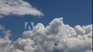 time lapse video of a dramatic sky with cumulus clouds, dramatic movement of clouds before a storm,