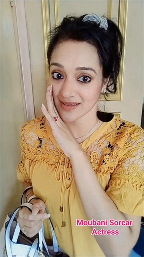 Have you tried Above 40 tinted Sunscreen? Try it now for time less charm. You can buy the sunscreen at the Above 40 website. It's the new secret creating magic! @highlight https://www.amazon.in/stores/ABOVE40/page/D73EE2EB-77BA-4DF8-88D4-8A04E233DF82 | Moubani Sorcar