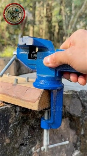 Table Wise, Universal Bench Vise 🛠️