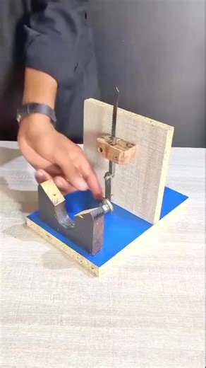 Nice/ Luxury idea for making scrolls #tipsandtricks #reels #tooltips #diy #woodworking | Caryn E. Darling