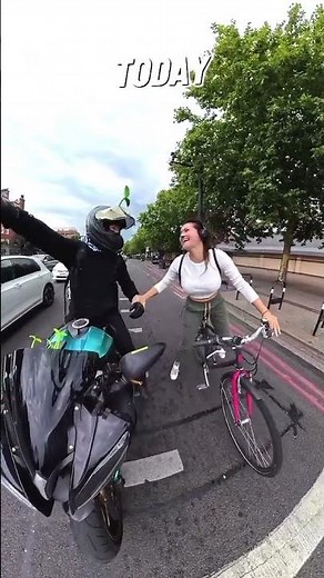 Few weeks ago i was caught in a moment #sproutbiker #sproutsmile #cyclist #oldkentroad #mentalhealth