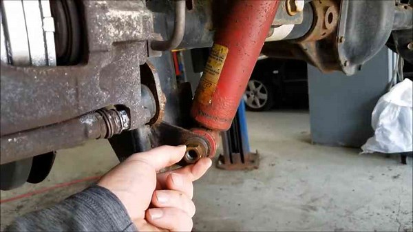 How to install Rough Country 2.5 Lift Kit Jeep Wrangler