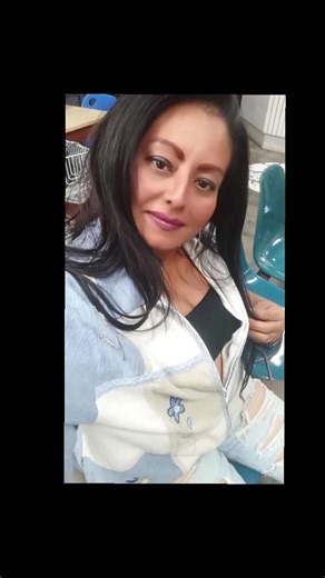 con frío 🥶y sueño 🥱😴#selenaquintanilla #buenosamigos❤❤