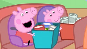 It's World Environment Day! Peppa and George are singing along to the Recycling Song! #peppapig #worldenvironmentday | Peppa Pig