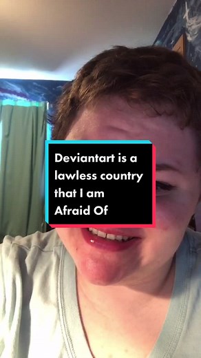 Chicas atrapadas en burbujas gigantes