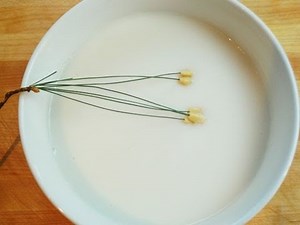 Pine nut porridge (Jatjuk)