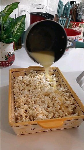 Make Crunch n Munch Toffee Coated Popcorn at Home