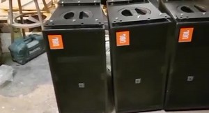 Hoy es VIERRRRRRRNNES y nuestro SISTEMA LINE ARRAY 10" sale a la cancha 💃🕺 Producto increíble, con componentes JBL, herrajes con 13 posiciones de angulación y accesorios de primerísima calidad. 🚚🇦🇷 Envíos a toda la Argentina. | Cajas Acusticas