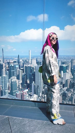 Lesslie Polinesia on Instagram: "NYC 🤍🗽"