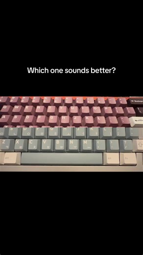 Thoccy vs Clacky Keyboard? Which one sounds better? - - - - - #mechanicalkeyboard #keyboardasmr #asmrsounds #keyboardbuild #keyboards