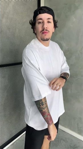 Camiseta Blunt Oversized Delusory Branca