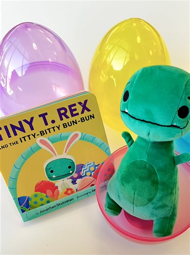 Tiny T. Rex is excited to show you his new book→ Tiny T. Rex and The Itty-Bitty Bun-Bun🦖🐰 Author Jonathan Stutzman and illustrator Jay Fleck take Tiny T. Rex on a fun spring adventure! The Easter Bun-Bun visits young dinosaurs and leaves them each a special treat. When Tiny realizes that Mother and Father didn't get anything, he decides that today he is not a mighty rex but an Itty-Bitty Bun-Bun, and sets out to create a sweet surprise for them too💛🧺 Tiny T. Rex and The Itty-Bitty Bun-Bun is