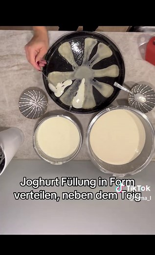 Albanska Pita Flija - Traditional Balkan Recipe