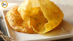 Simply amazing aloo puri recipe to satisfy your cravings. #HappyCookingToYou Written Recipe: http://bit.ly/2FvIj8z | Food Fusion