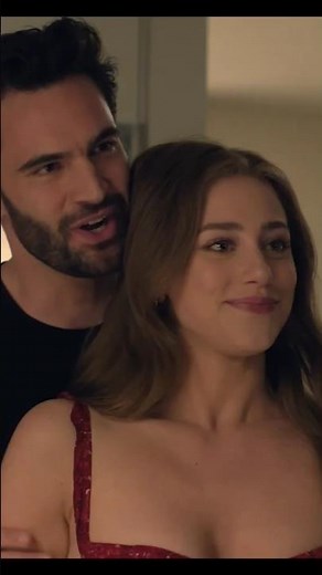 The Love Hypothesis Official Trailer — Lili Reinhart & Tom Bateman! ❤️🧪 #Shorts #viral #trailer