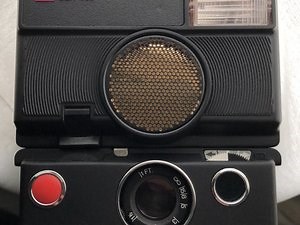 SOLVED: SLR 680 unresponsive when loaded with 600 color film pack. -RESOLVED - Polaroid slr 680