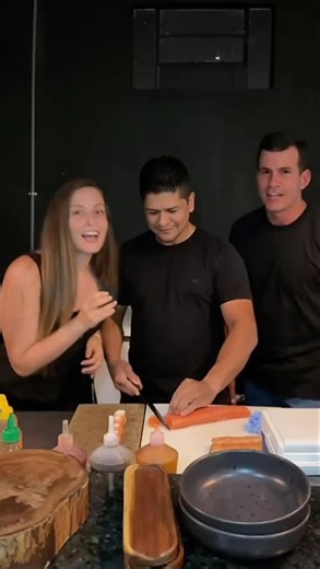 Origami Sushi comemora 6 anos em Costa Rica - Convite