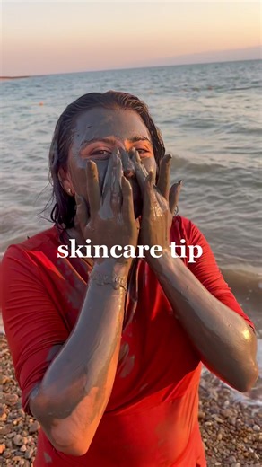 Benefits of Dead Sea Mud for Skincare and Healing Skin Conditions