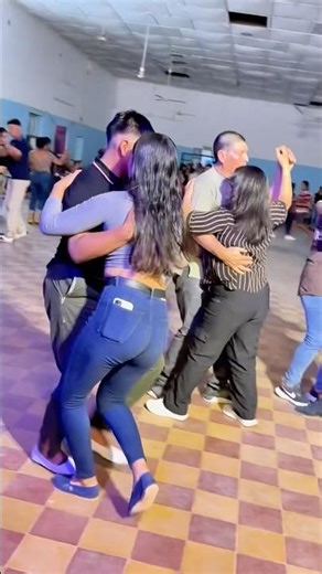 This is how you dance a tropical chamamé 👏 #foryou #explore #sonidonorte