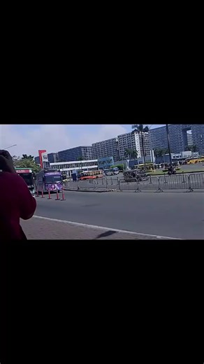 Kaka-Goosebumps na Bus ng Capheat