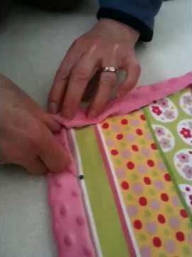 How to do corners on a minky blanket