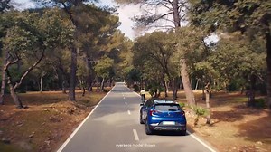 experience a new level of impressive in our athletic urban suv. overseas model shown | Renault Australia