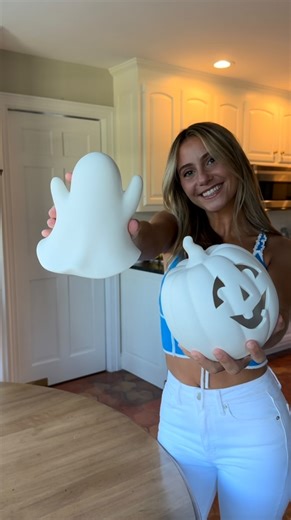 Christina Clericuzio on Instagram: "Neiman Marcus inspired pumpkin DIY!🎃💙 Comment “HALLOWEEN” and I’ll dm you a link to the materials I used to make it! Use any patterned paper napkins to decoupage your decorative pumpkins this year! #pumpkindecor #augtober #decoupaged #diyonabudget #halloweendiy #halloweendecor #neimanmarcus #halloweencrafts"