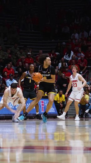 🔊SOUND 🆙 11-0 run for the Lobos!! #golobos | UNM Lobo Basketball