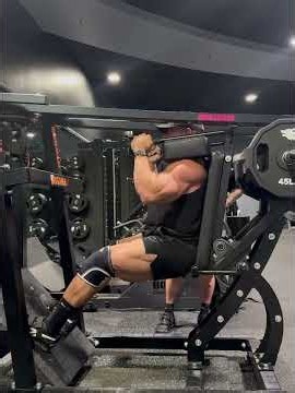 Maximum mechanical load for quadriceps fiber growth. Pete Hartin Megamass Plate-Loaded Pendulum Squa