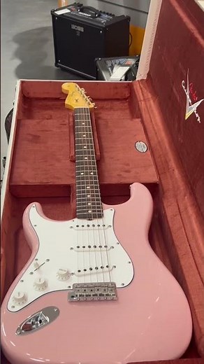 This One's for the Left Handed Guitarists | Fender '63 Strat