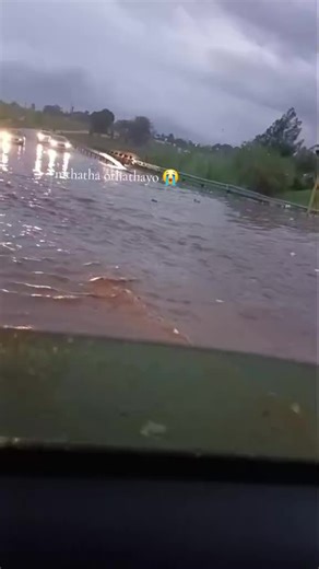 thandile🫶🏻 (@batshele_18)’s videos with Mthatha Othathayo - Dj Switch