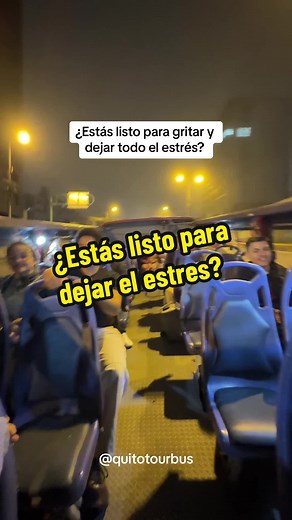 Tour Nocturno en Quito: ¡Deja el Estrés y Diviértete!