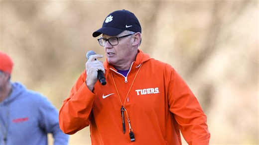 Tom Allens speaks on how much Clemson football defense's confidence has grown since his hiring