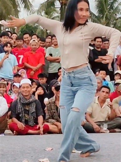 Aprende a bailar la Tabola Bale en TikTok