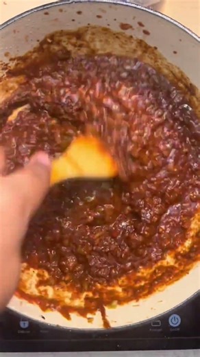 The Best Chili Recipe thats easy to make and packs alot of flavor