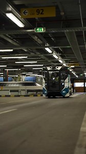 Zelfrijdende koffer-robot actief op Schiphol #Schiphol #Bagage #bright #Luchtvaart #Zelfrijdend #AutonoomRijden | Bright.nl