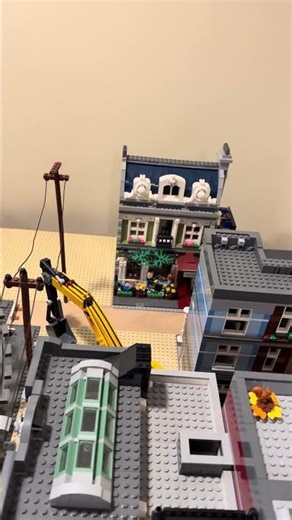More progress with the bookshop modular and old city!