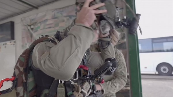 Explore the Elite 1er RPIMa French Special Forces