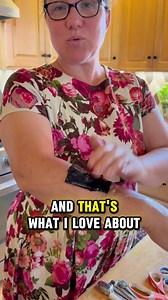 Tis' the season for bug bites & bee stings! Emma’s sharing how to make one of her go-to summer remedies: a charcoal poultice that draws out toxins and soothes irritated skin. All you need is: 🖤 Charcoal 🌾 Psyllium husk 💧 Water #CharcoalPoultice #NaturalRemedy #SummerFirstAid #EmmaMagnolia #BarbaraONeillDaughter #BugBiteRelief #HolisticHealing #ReelRemedies | Barbara O'Neill Daughter