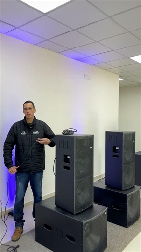 Cost-Effective Active Kit (2x12" Ti + 18" Sub) 4 PRO3202 Speakers