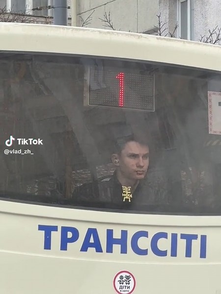 Exploring Urban Transit: A Bus Ride Perspective