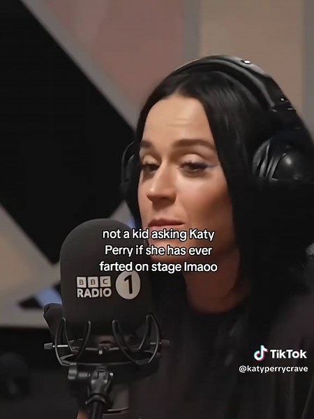 I think hers smell like cotton candy #katyperry #crush #teenagedream