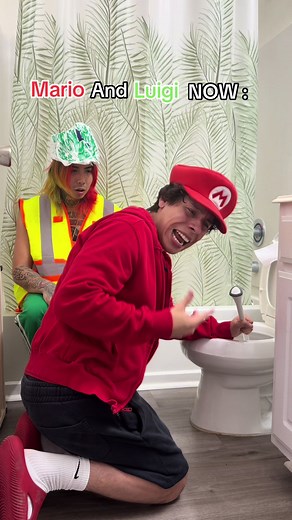 Mario gon have to be doing cashapp promos soon😂😂#funny #relatable #mario #luigi