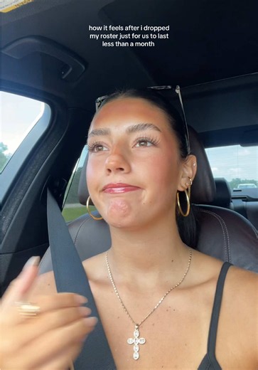 kc (@deffnotkaciee)’s video of roster changes