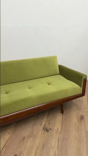 A Bold Green Revival for This Mid Century Modern Couch